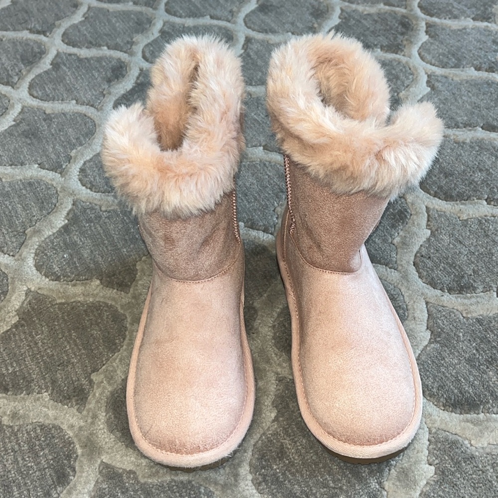 💗Children’s Place boots💗